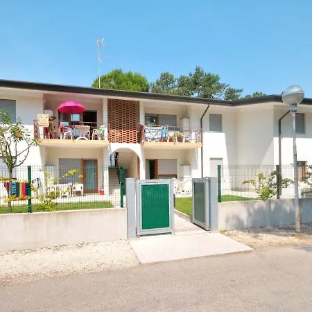 Villaggio Delfino-2 By Interhome Nyaraló Bibione