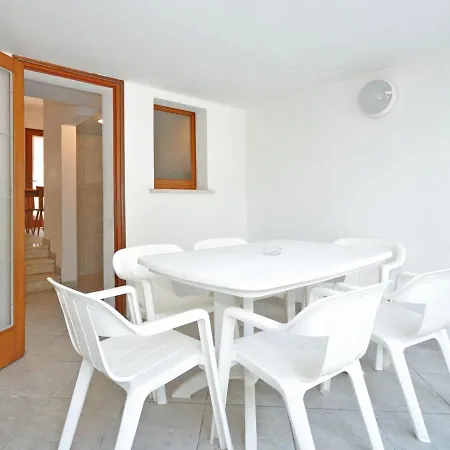 Villaggio Delfino-2 By Interhome Дом отдыха *